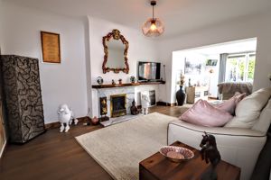 LOUNGE- click for photo gallery